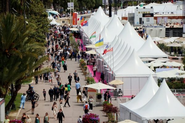 São José leva comitiva para fazer negócios no Festival de Cannes
