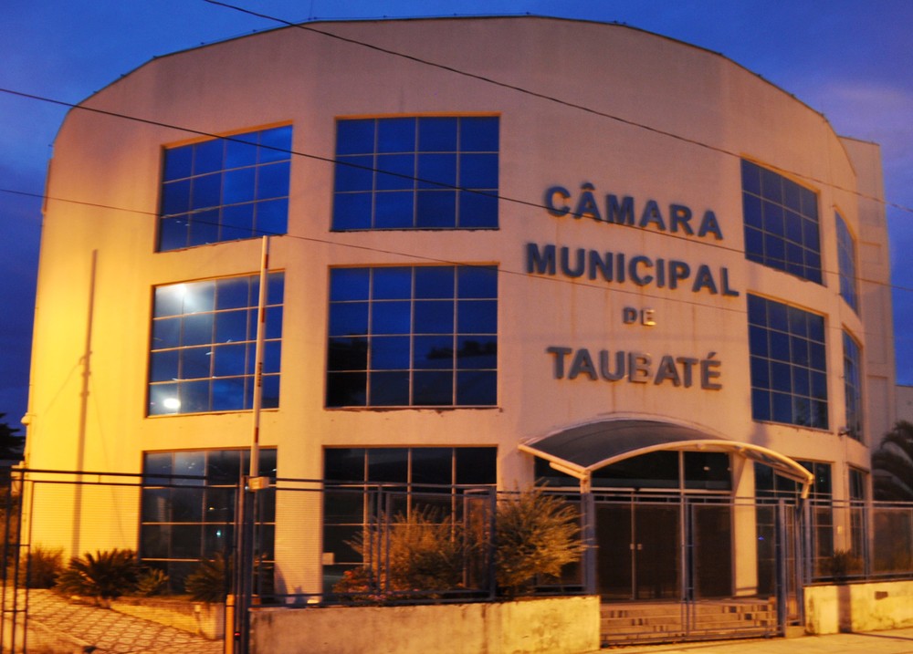Fachada da Câmara de Taubaté