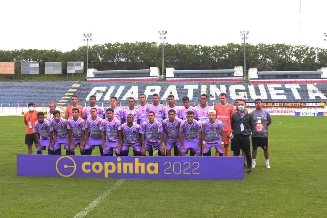 Jogadores da AD Manthiqueira na disputa da Copa São Paulo de Futebol Junior desse ano