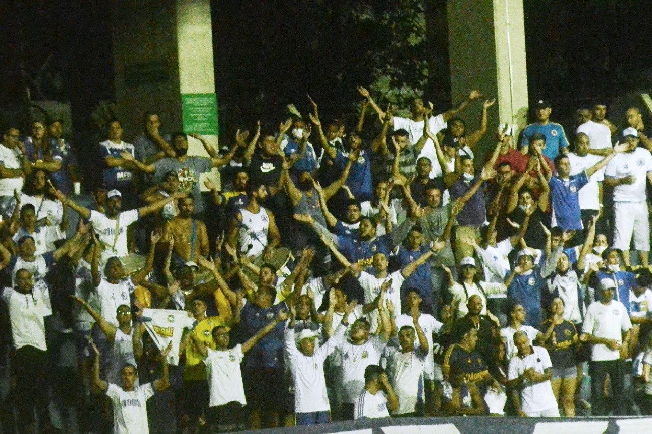 Torcida do São José EC no Martins Pereira