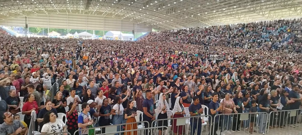 Evento 'Por Hoje Não' recebeu mais de 40 mil fiéis na Canção Nova