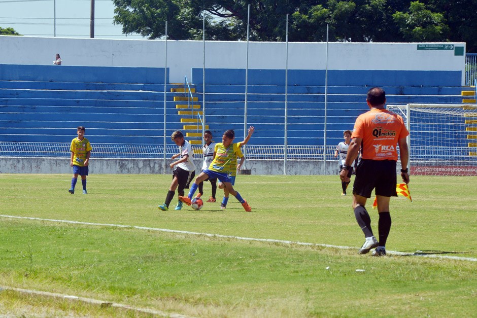 Realizada há mais de 20 anos, a Copa Joseense de Futebol Infantil é a maior competição da cidade para crianças e adolescentes - Foto: Charles de Moura/PMSJC