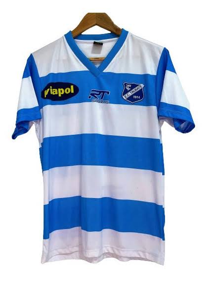 Camisa do Burrão que homenageia a camisa de 1954 em uma versão moderna, listrada em azul celeste e branco