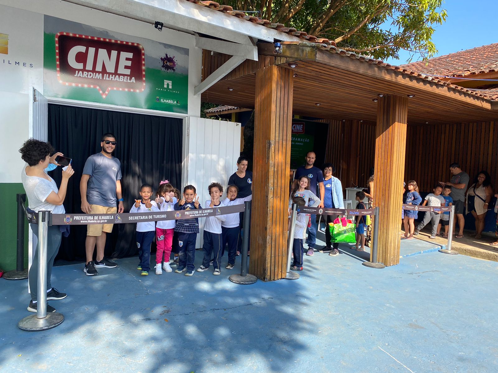 Cine Jardim Ilhabela segue com programação normal neste mês