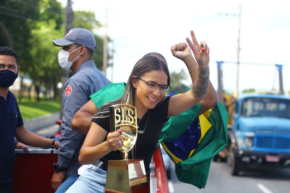 Joseense e campeã mundial de skate street, Pâmela Rosa, é a organizadora do campeonato PAM AM