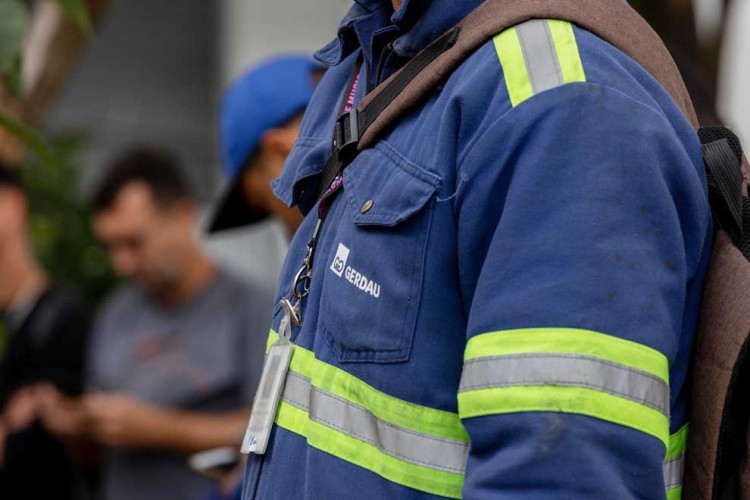 Metalúrgicos da Gerdau de São José dos Campos em greve