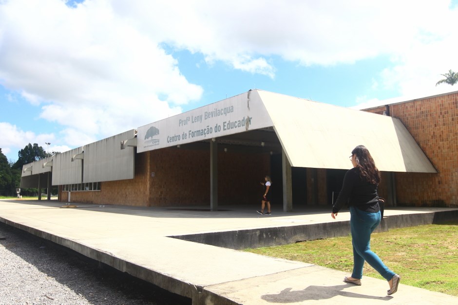 O polo presencial da UAB funciona no Cefe (Centro de Formação do Educador) de São José dos Campos