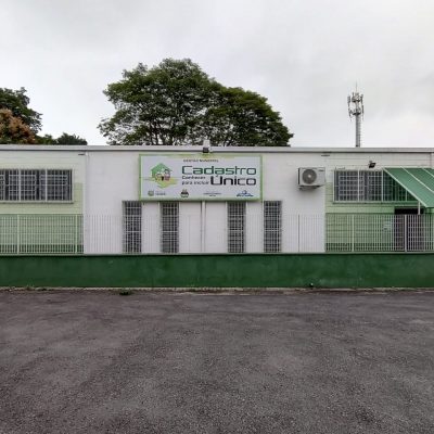Fachada da Central de Atendimentos do Cadastro Único, no bairro Jardim das Nações, em Taubaté