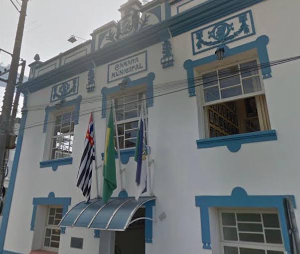 Fachada da Câmara de Tremembé