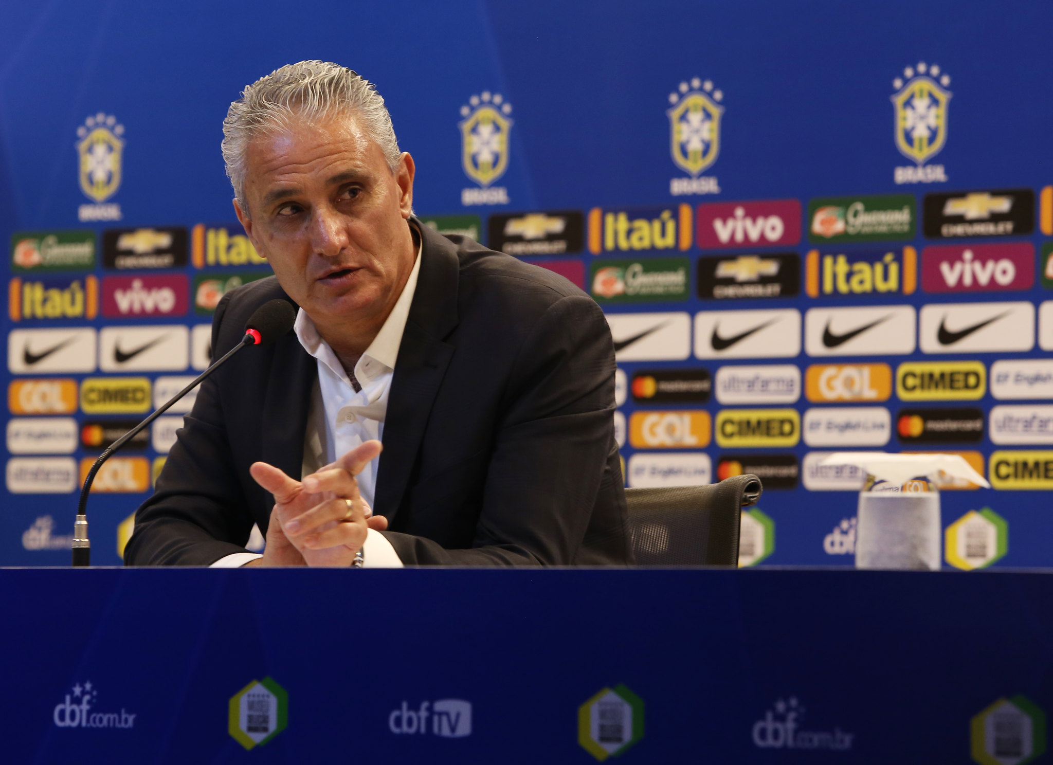 Tite durante coletiva como treinador da Seleção Brasileira
