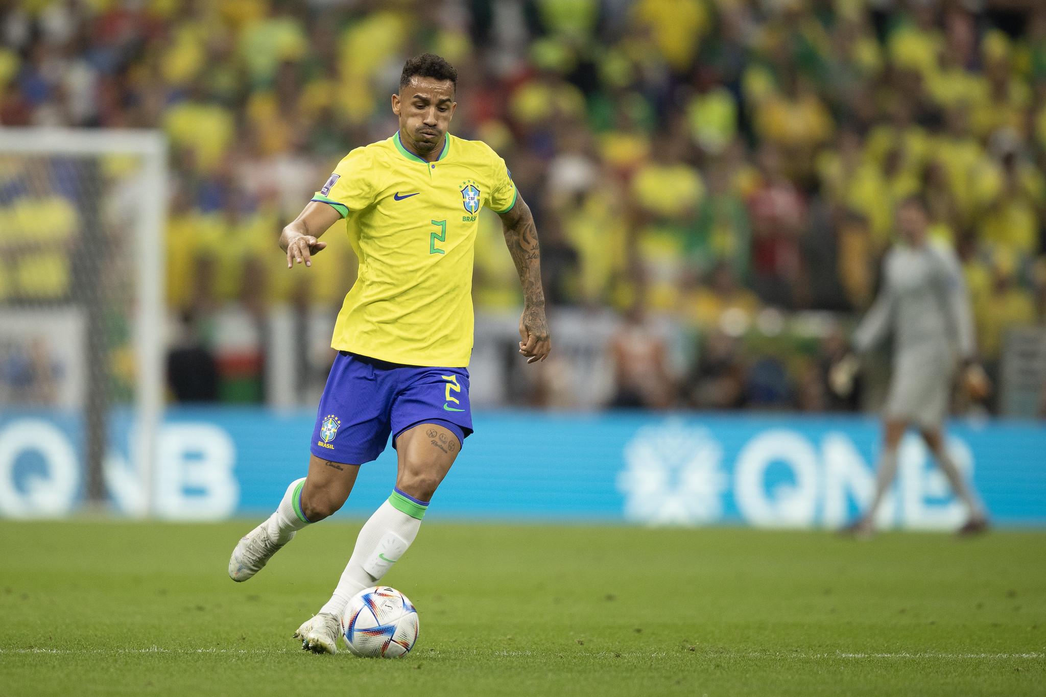 Danilo sofreu a lesão durante a vitória sobre a Sérvia, nesta quinta-feira (24)