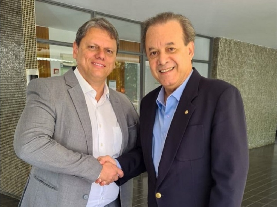 Médico Eleuses Paiva comandará a pasta da saúde na administração de Tarcísio de Freitas