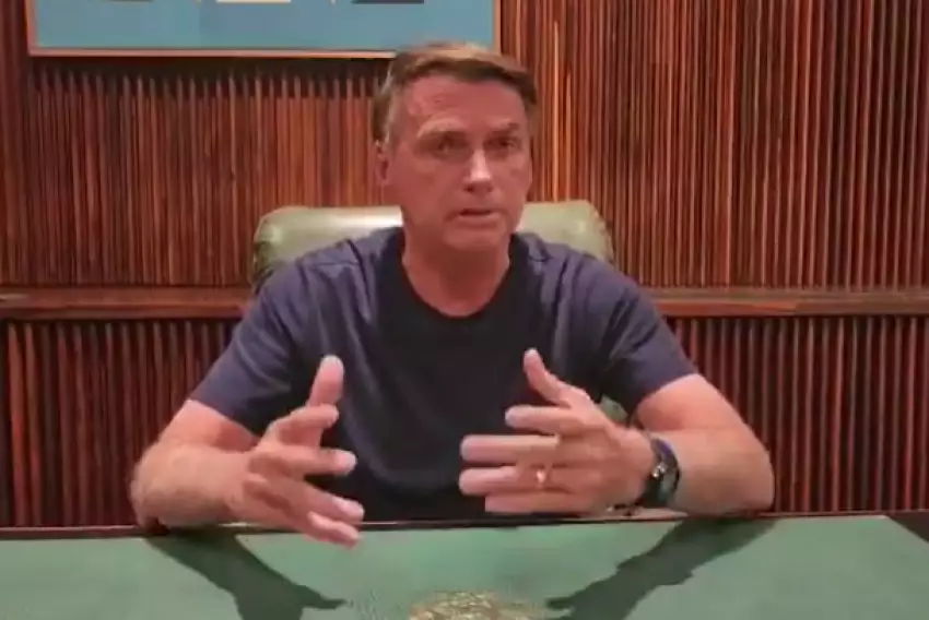 Jair Bolsonaro pede para que manifestantes deixem rodovias