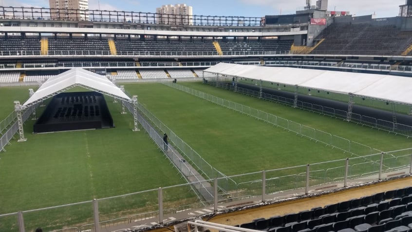 Velório de Pelé no gramado da Vila Belmiro