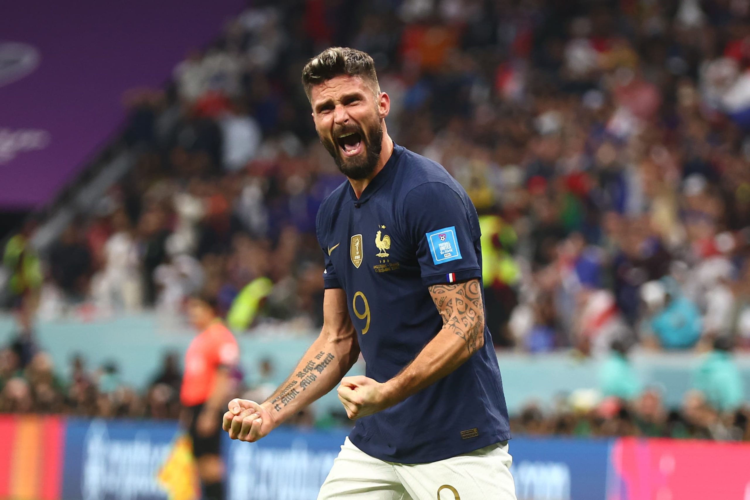 Oliver Giroud, comemora gol que garantiu a França nas semifinais da Copa