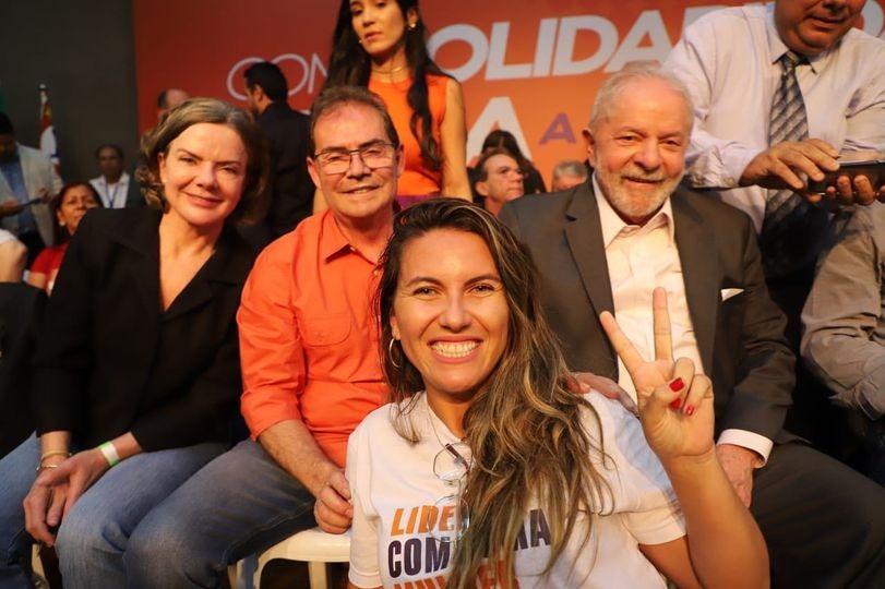 Loreny ao lado de Lula, Gleisi Hoffmann e Paulinho da Força