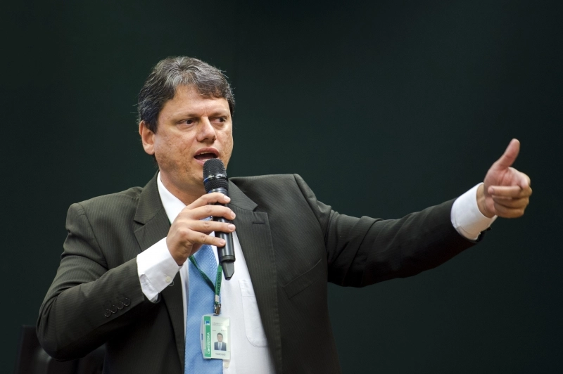 Tarcísio de Freitas vai governar o estado mais rico da Federação brasileira nos próximos quatro anos