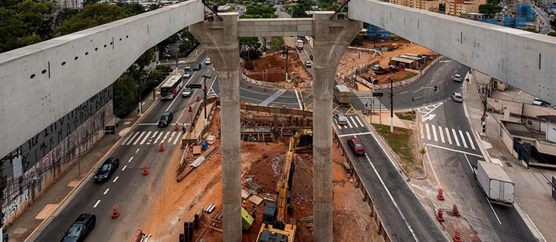 Obra paralisada no metro de São Paulo