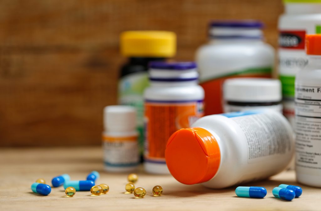 imagem de remédios; foto ilustra matéria sobre Aids testagem e medicamentos reduzem o número óbitos em SP