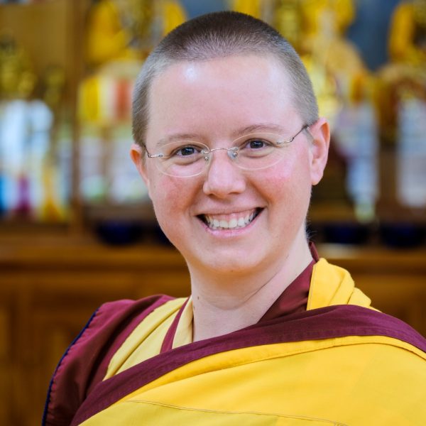 imagem da Monja Gen Kelsang Janglam
