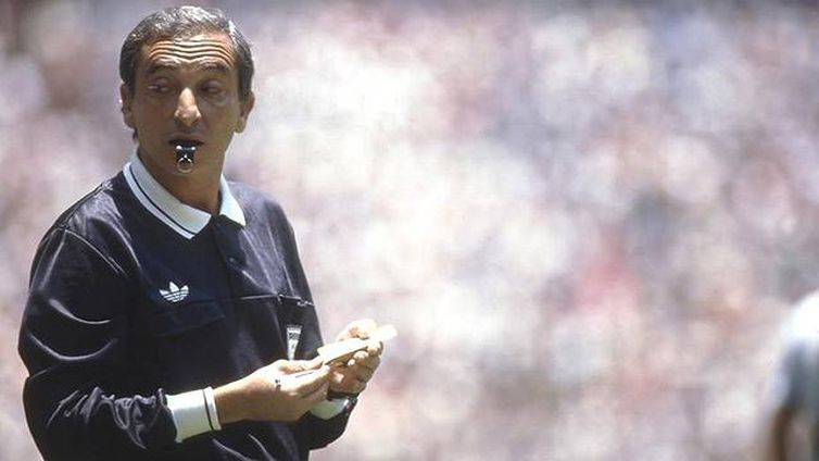 romualdo arppi filho apitando na final da copa de 1986