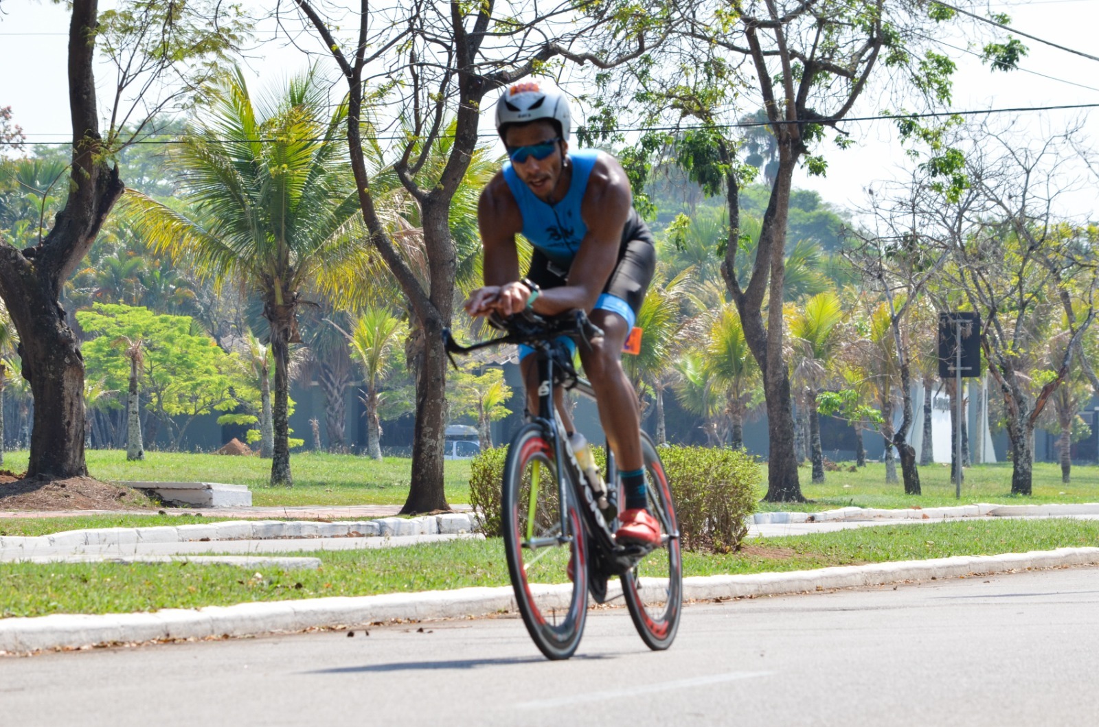 Foto ilustra 1ª edição da Super 5k e do Duathlon do Vale 2023, corrida noturna que será realizada em São José dos Campos.