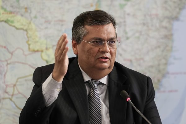 Ministro da justiça se manifesta sobre Google e PL das Fake News