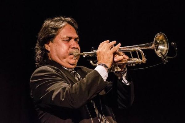 chico oliveira se apresentará em são josé nesta quinta (11)