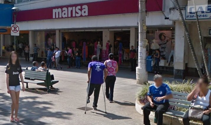 img-responsive Idosa caiu de escada rolante na unidade da loja Marisa na Praça Dom Epaminondas