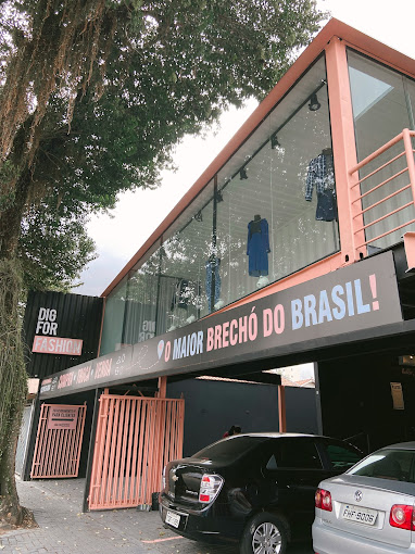 img-responsive Fachada Brechó DIG For Fashion