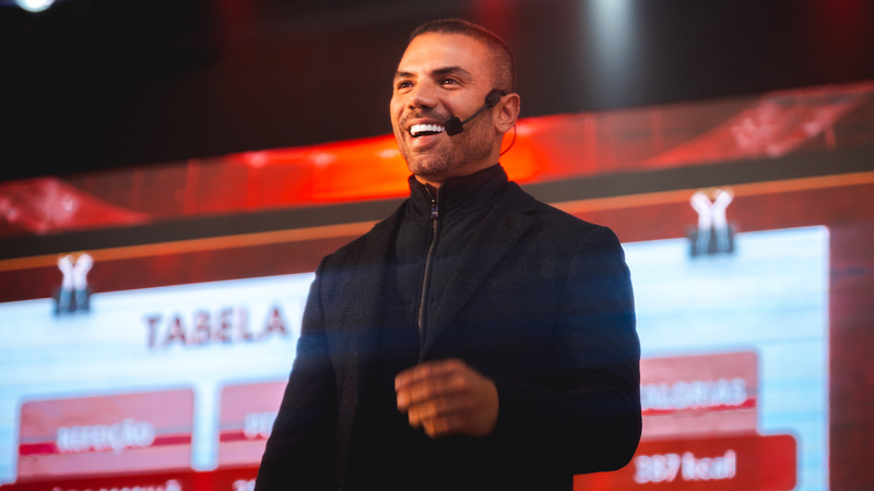 daniel coimbra em palestra. ele será um dos palestrantes do evento de nutrição em são josé deste sábado