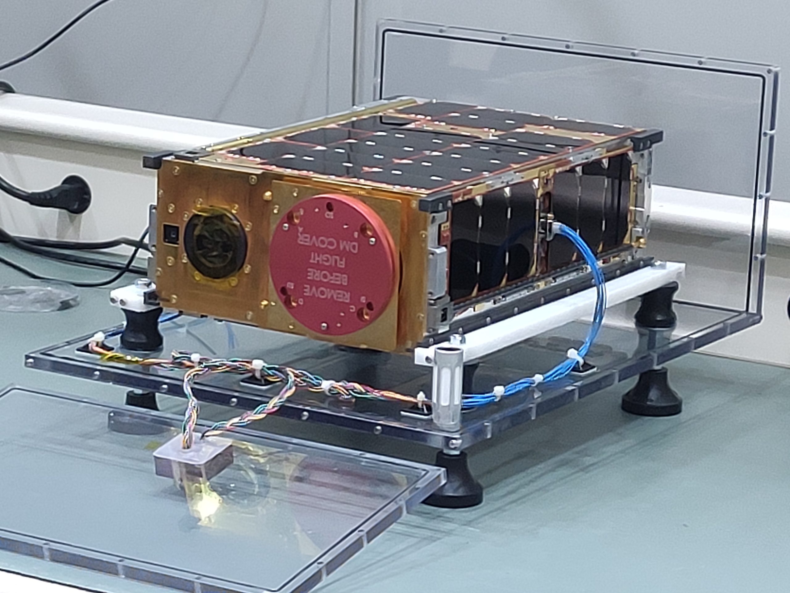 Primeiro nanossatélite criado pelo ITA em parceria com a Nasa em São José;