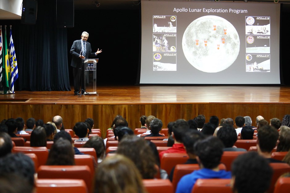 Placo do CEFE, onde cientistas da Nasa irão palestrar