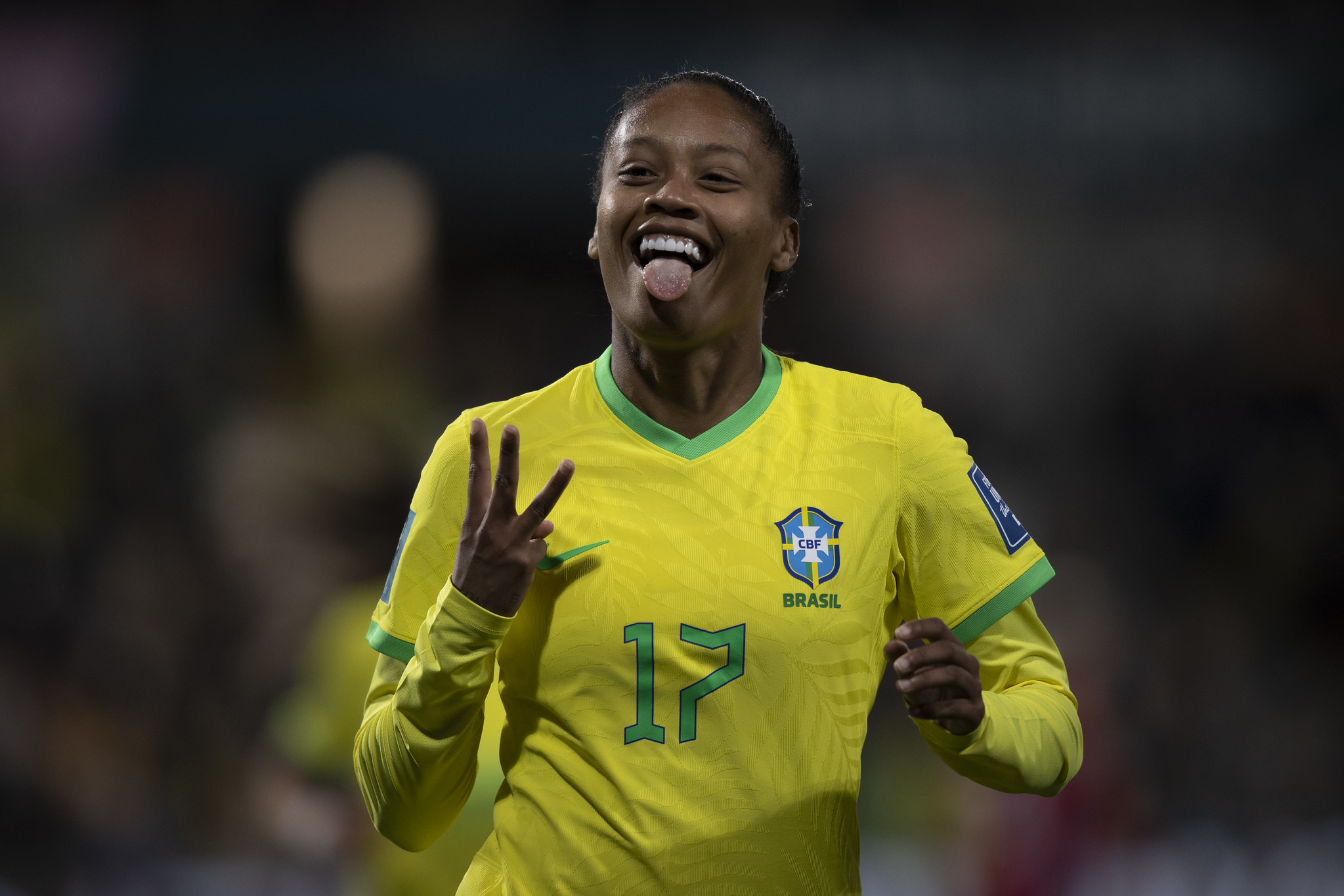 Jogo de estreia do Brasil contra o Panamá terminou em 4 a 0, com show de Ary Borges