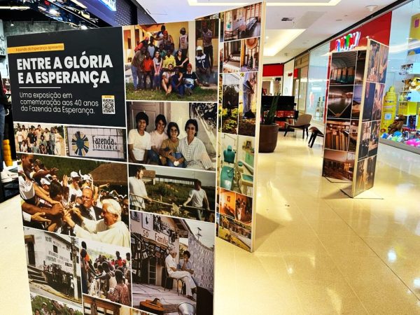 Exposição Fazenda Esperança no Taubaté Shopping