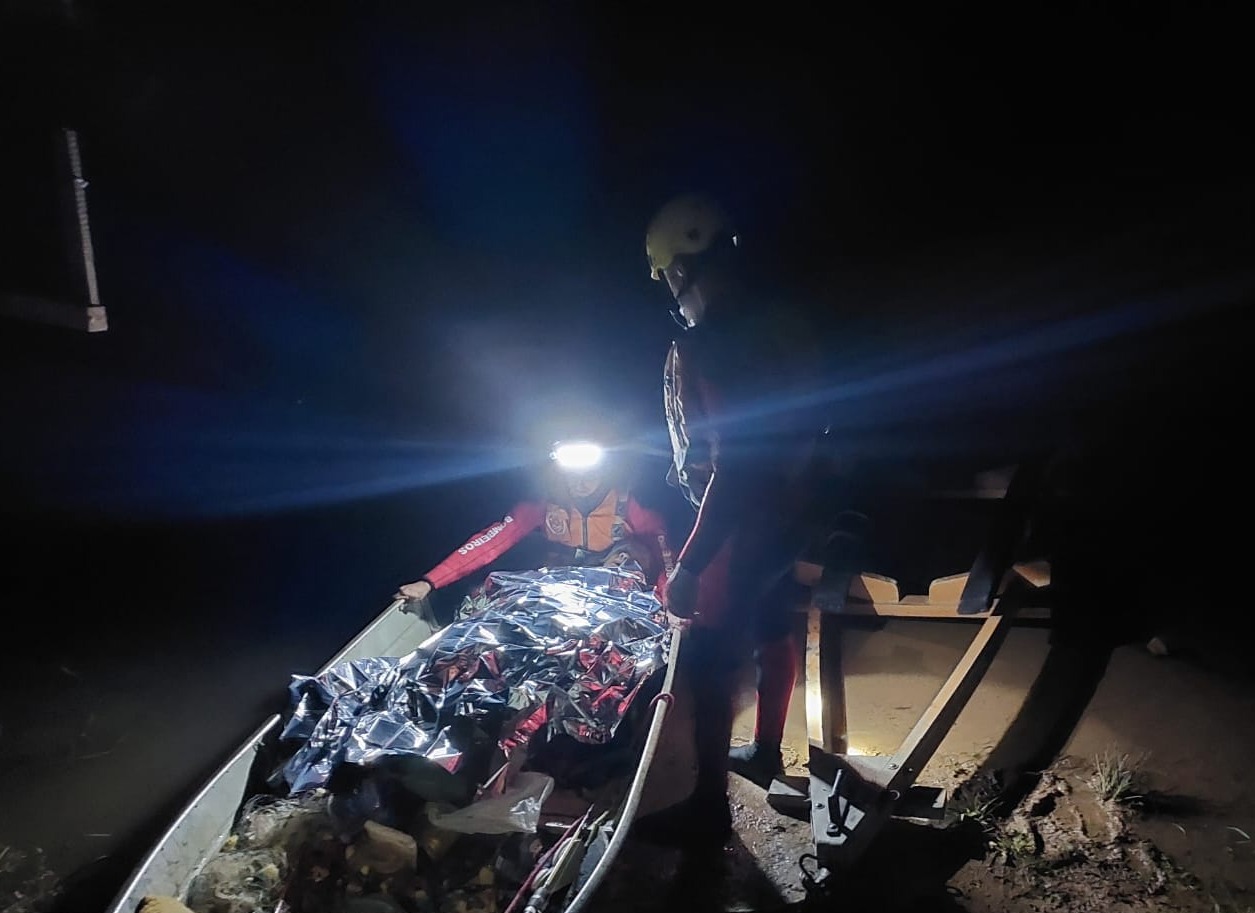 Idoso perdido encontrado no rio Paraíba do Sul em Santa Branca