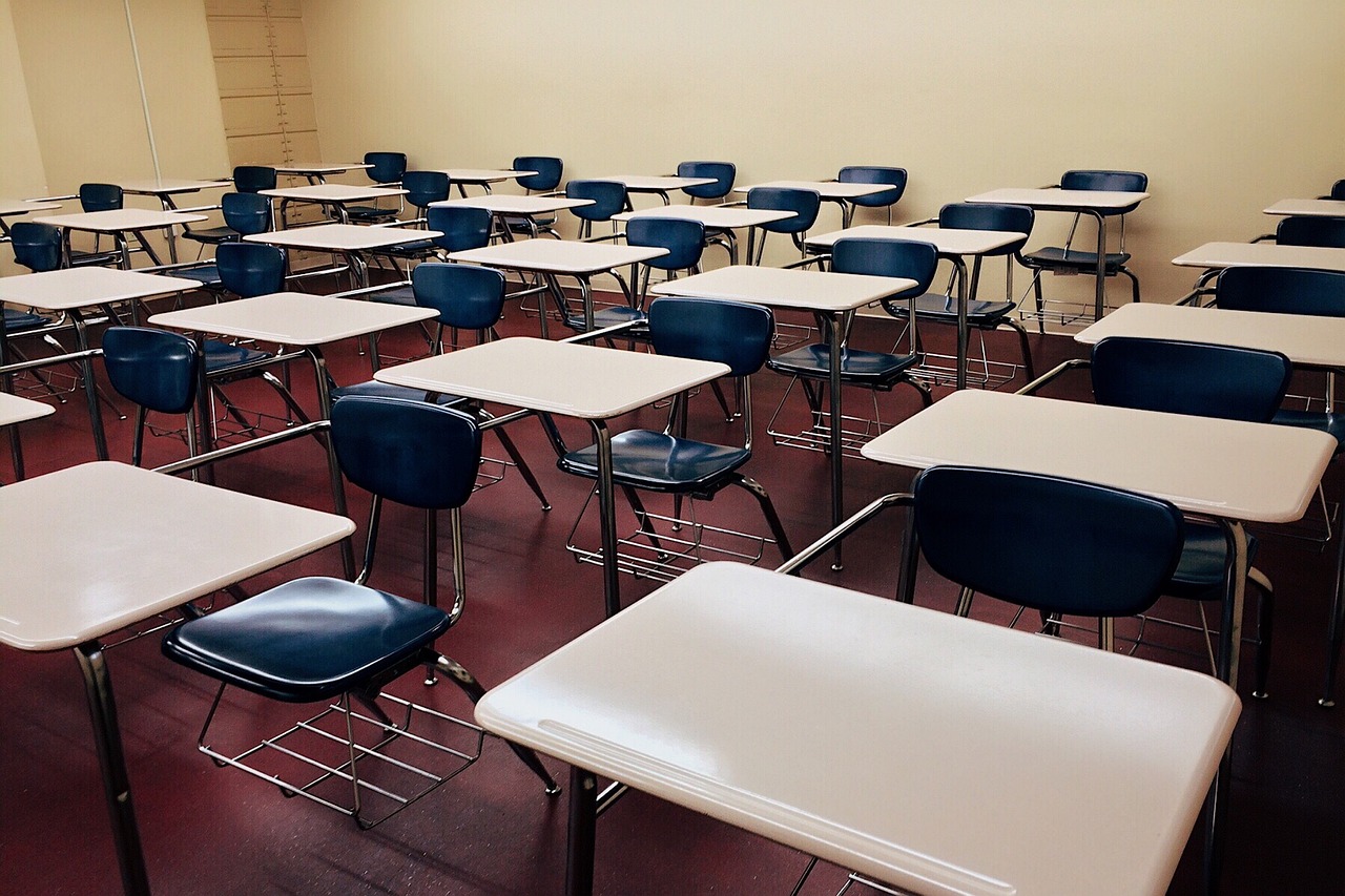 Sala de aula; professora de Ilhabela incitou aluna a se automutilar dentro da sala de aula
