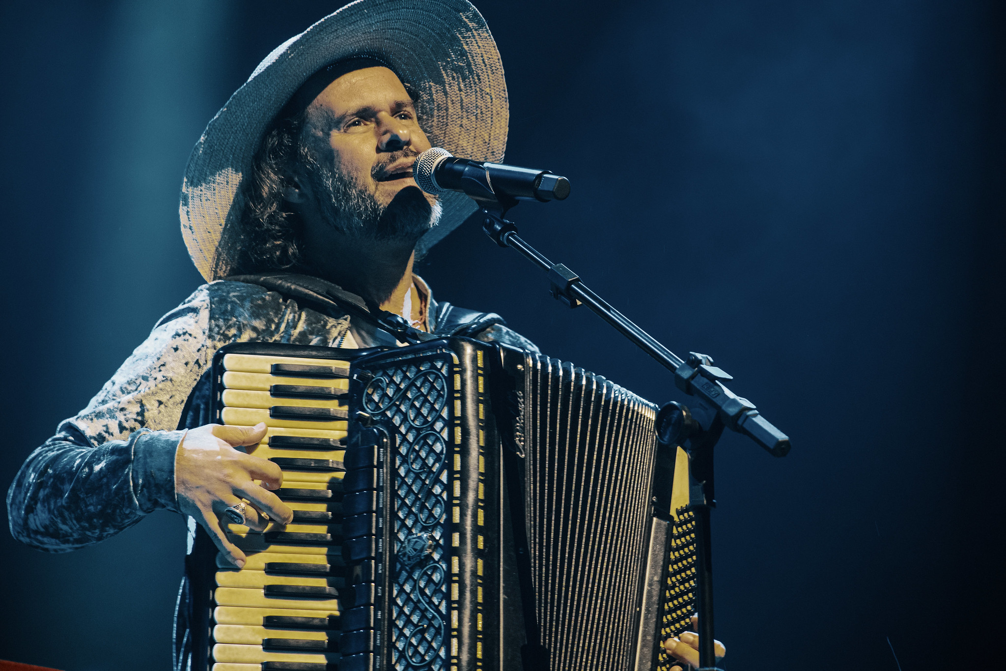 "Guaia" é uma homenagem à Guaianases, em São Paulo, bairro que Jeneci nasceu