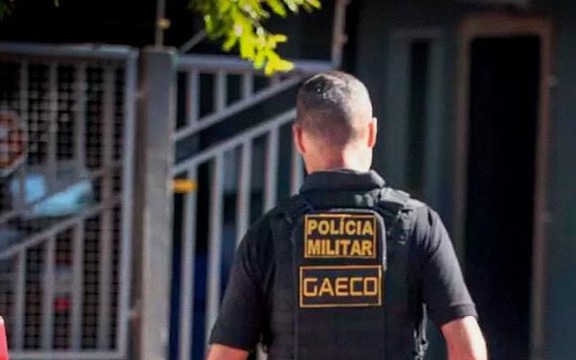 GAECO durante operação quie investiga possíveis irregularidades na distribuição de medicamentos e Pinda