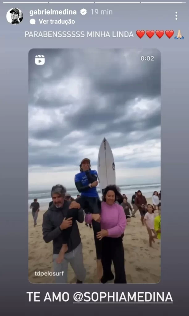 print de gabriel medina parabenizando sua irmã sophia medina após conquistar etapa de campeonato de surf