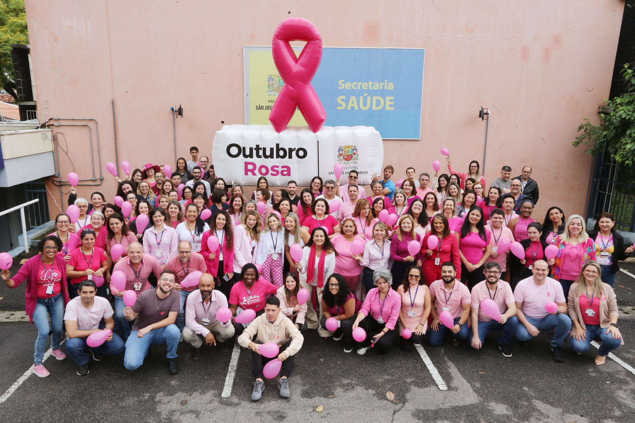 Laço rosa inflável vai percorrer diversos pontos de São José
