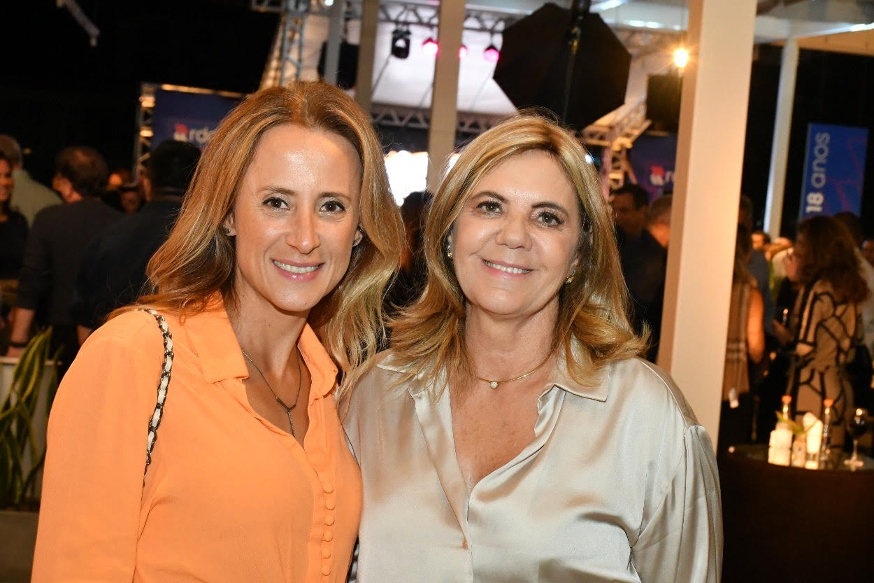 Mariana Ming e Helena Constantino