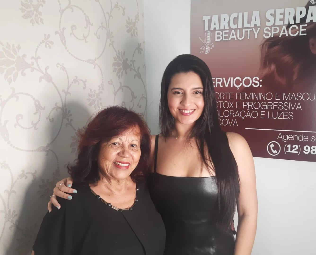 Tarcila Serpa e Victória Salermo