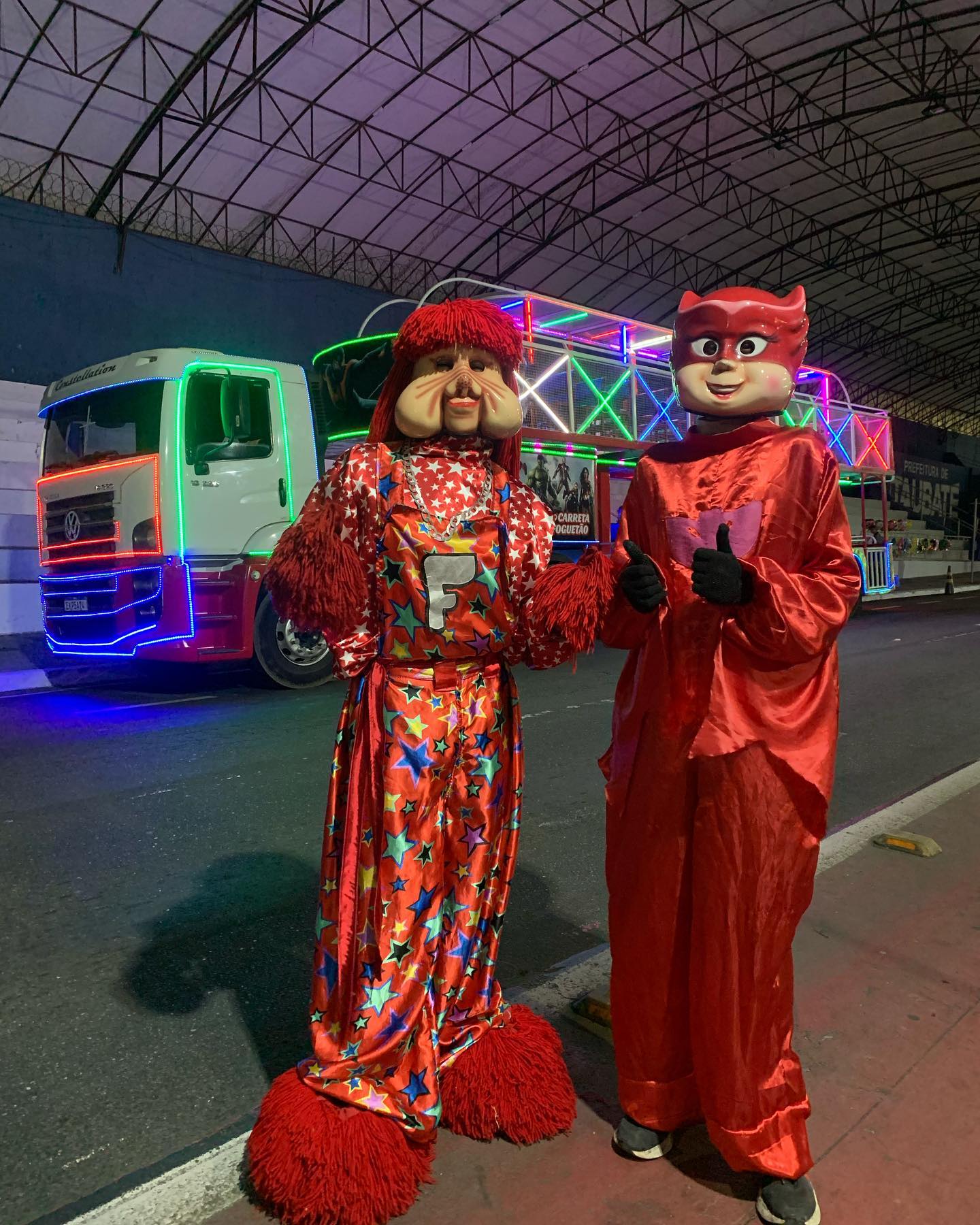 Papai Noel vai chegar a bordo da Carreta Foguetão em Taubaté
