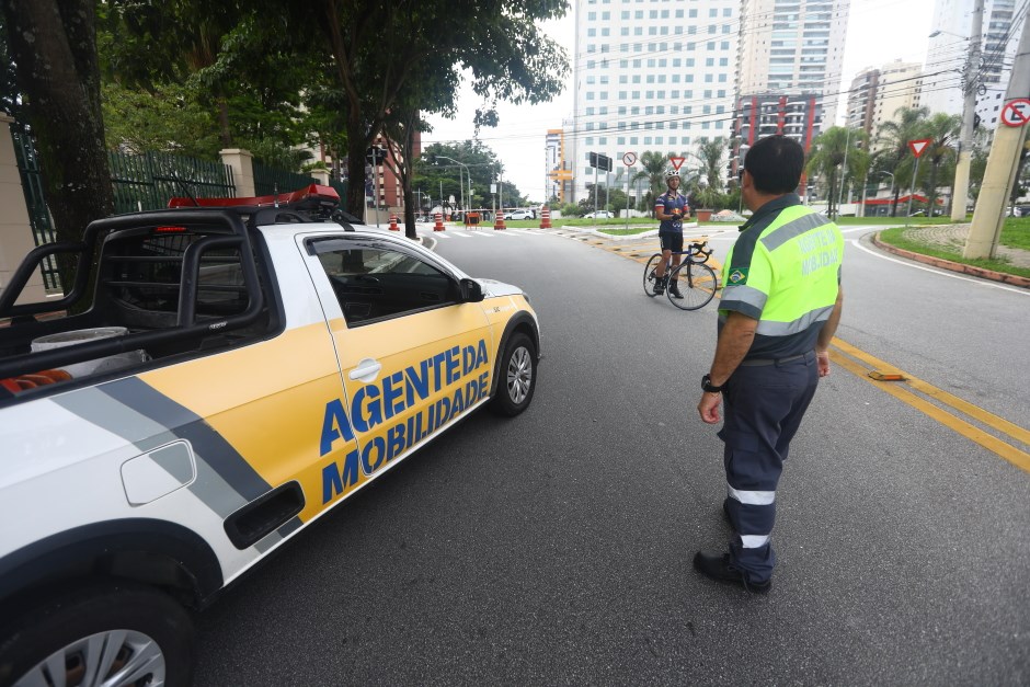 Via Oeste interditada para evento esportivo
