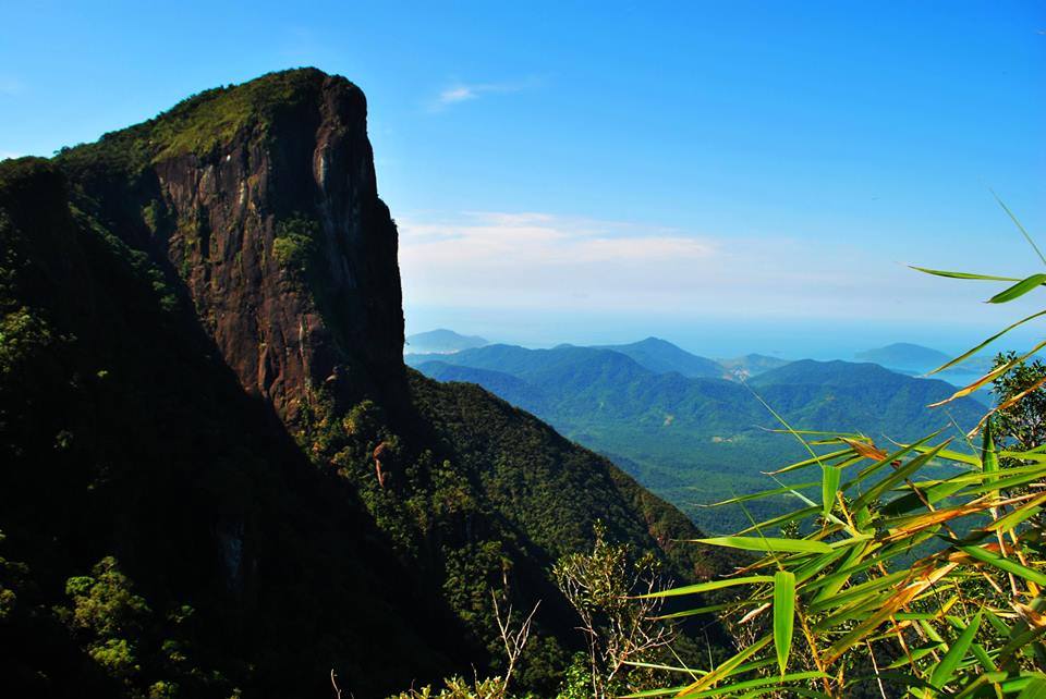 Trilha do Corcovado, onde mulher caiu e precisou ser resgatada pelo Águia em Ubatuba