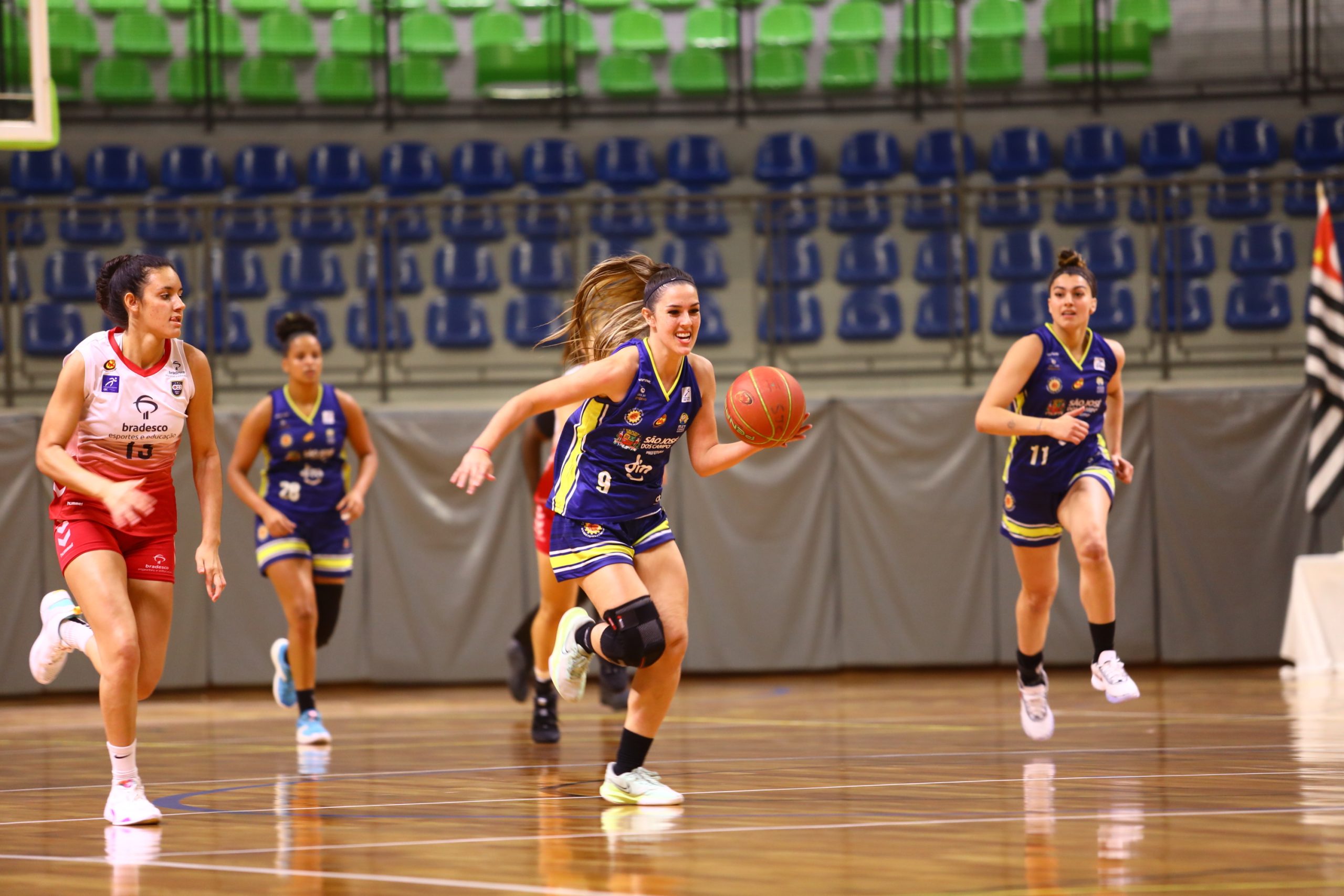 Leticia Rechembak, atleta do São José Basketball Feminino, é a melhor jogadora Sub-20 pela FPB