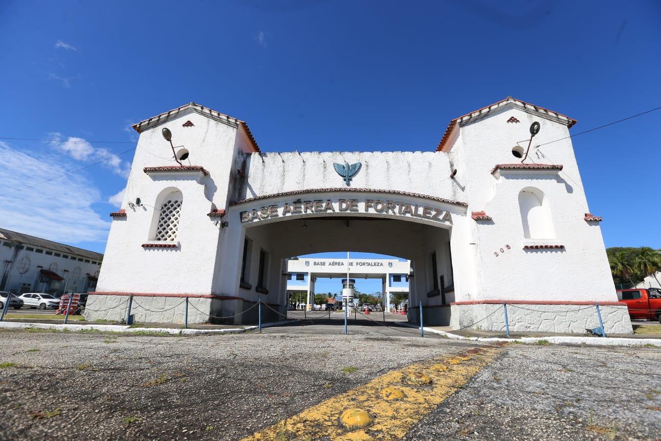 Entrada da Base Aérea de Fortaleza, onde será instalada a nova unidade do ITA