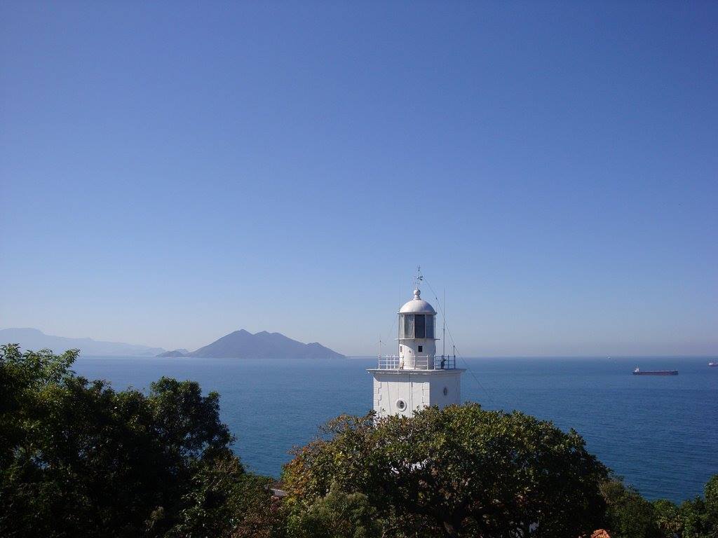 Farol de Castelhanos, onde empresa joseense SIATT vai instalar unidade de vigilância costeira para marinha
