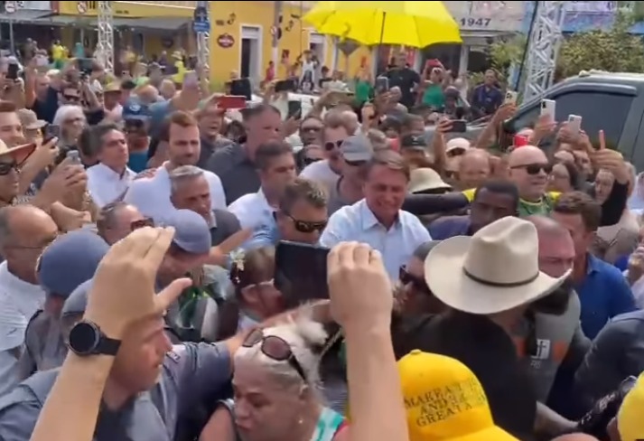 Ex-presidente Jair Bolsonaro em São Sebastião